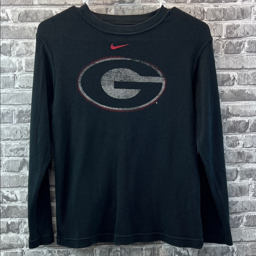 Georgia Bulldogs Black Long Sleeve Shirt withā Red Logo